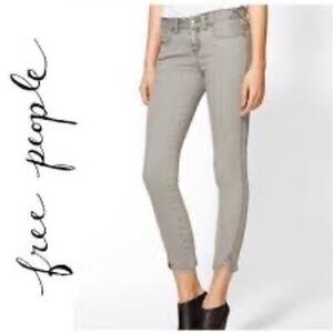 ⭐️FREE People Herringbone Skinny Jeans⭐️